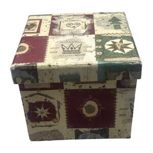 Christmas gift box trinket box with lid stars trees heart green red 5x5x4" READ
